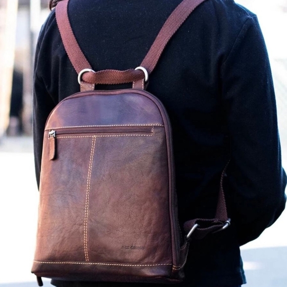 Women\'s Dark Brown Leather Backpack/ Crossbody